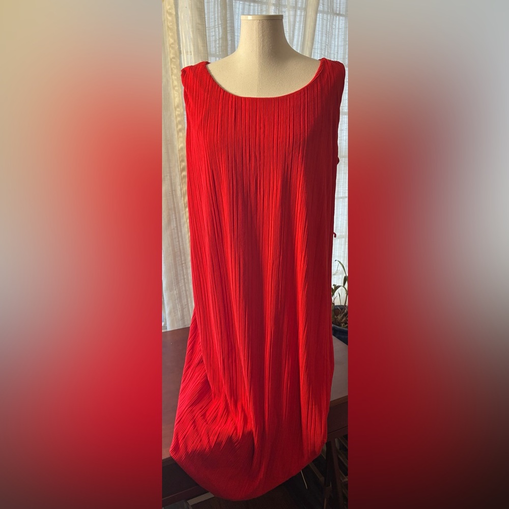 Evan Picone Vibrant Red Pleated Sleeveless Sheath Dress